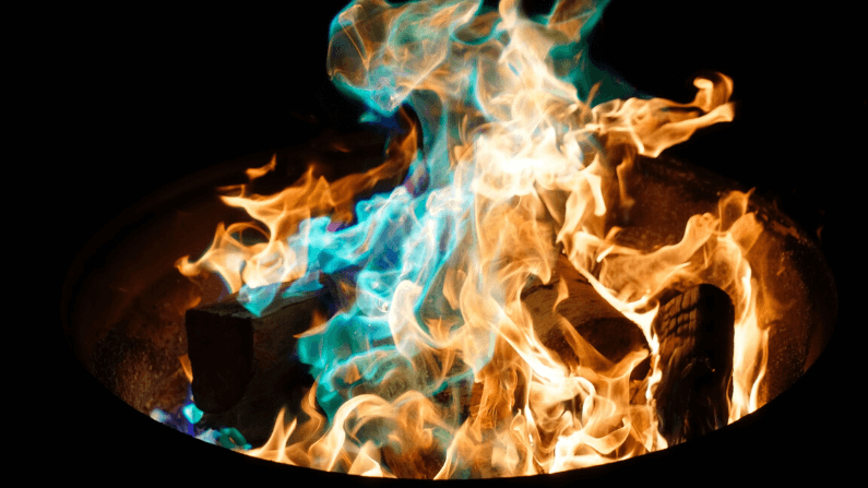 5 Free Meditations to Cleanse Your Energy + Karma that Are AWESOME